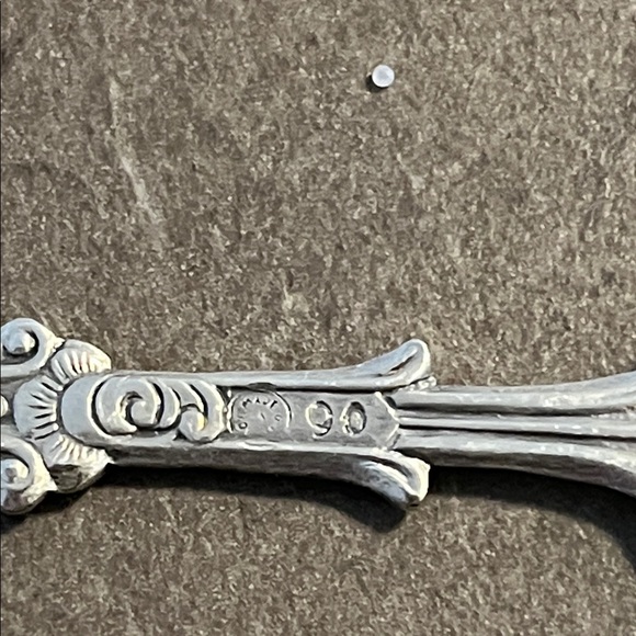 90 Silver Marked Decorative Spoon with Bear Handle 4.5”Cochrane Ont - Picture 5 of 5